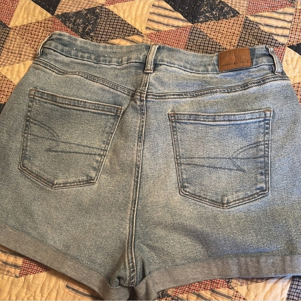 American Eagle Curvy Mom Jean Shorts